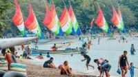 Kawasan Wisata Bahari Pantai Pasir Putih Situbondo.