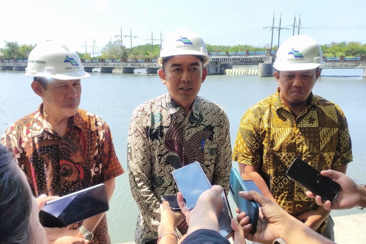 Kepala Divisi Jasa Air dan Sumber Air WS Bali-Penida PJT I, Hamim Ghufroni menjabarkan, pola pengelolaan WS Bali-Penida.