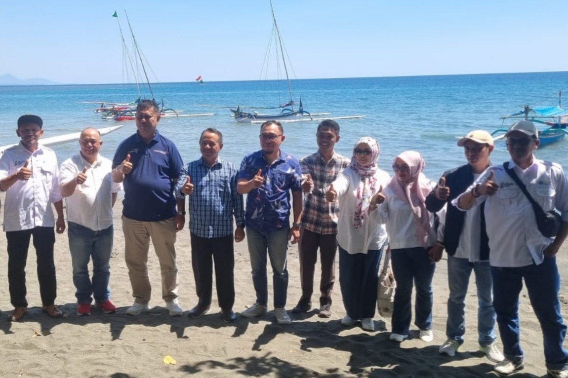 Pengurus FORDEWI Kota Batu saat berkegiatan bersama Pemerintah Kabupaten Situbondo.