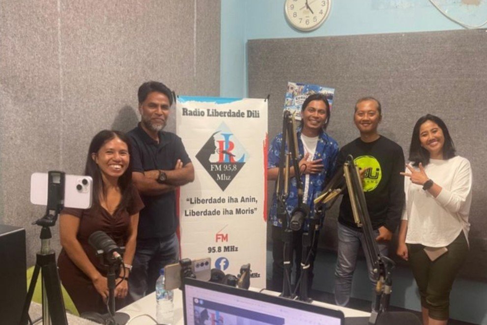 Tim SFF 2026 saat diundang Live Talkshow di Radio Liberdade Dili Tim SFF 2026 saat diundang Live Talkshow di Radio Liberdade Dili.