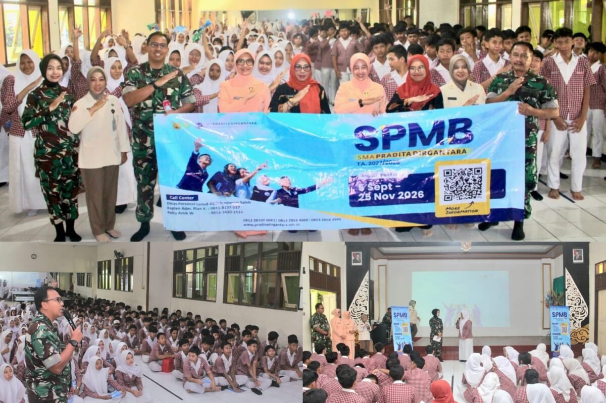 Tim Sosialisasi SPMB SMA Pradita Dirgantara Lanud Abd Saleh saat berada di SMPN 5 Malang.